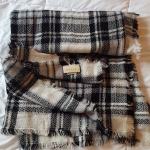 ModCloth Blanket Scarf